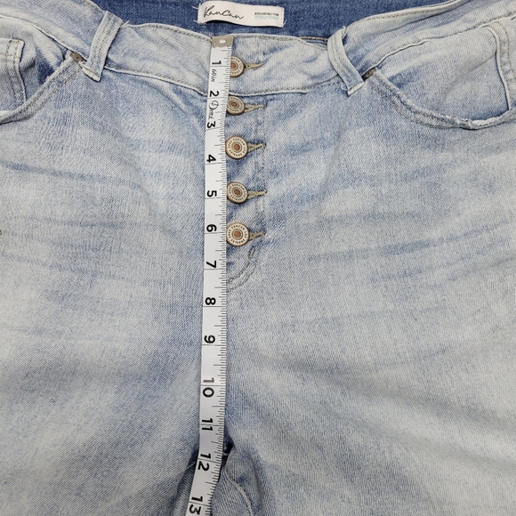 Women's Light Wash High-Waisted Kancan Jeans, Button-Fly and Frayed Hem SZ 16 - Picture 14 of 14